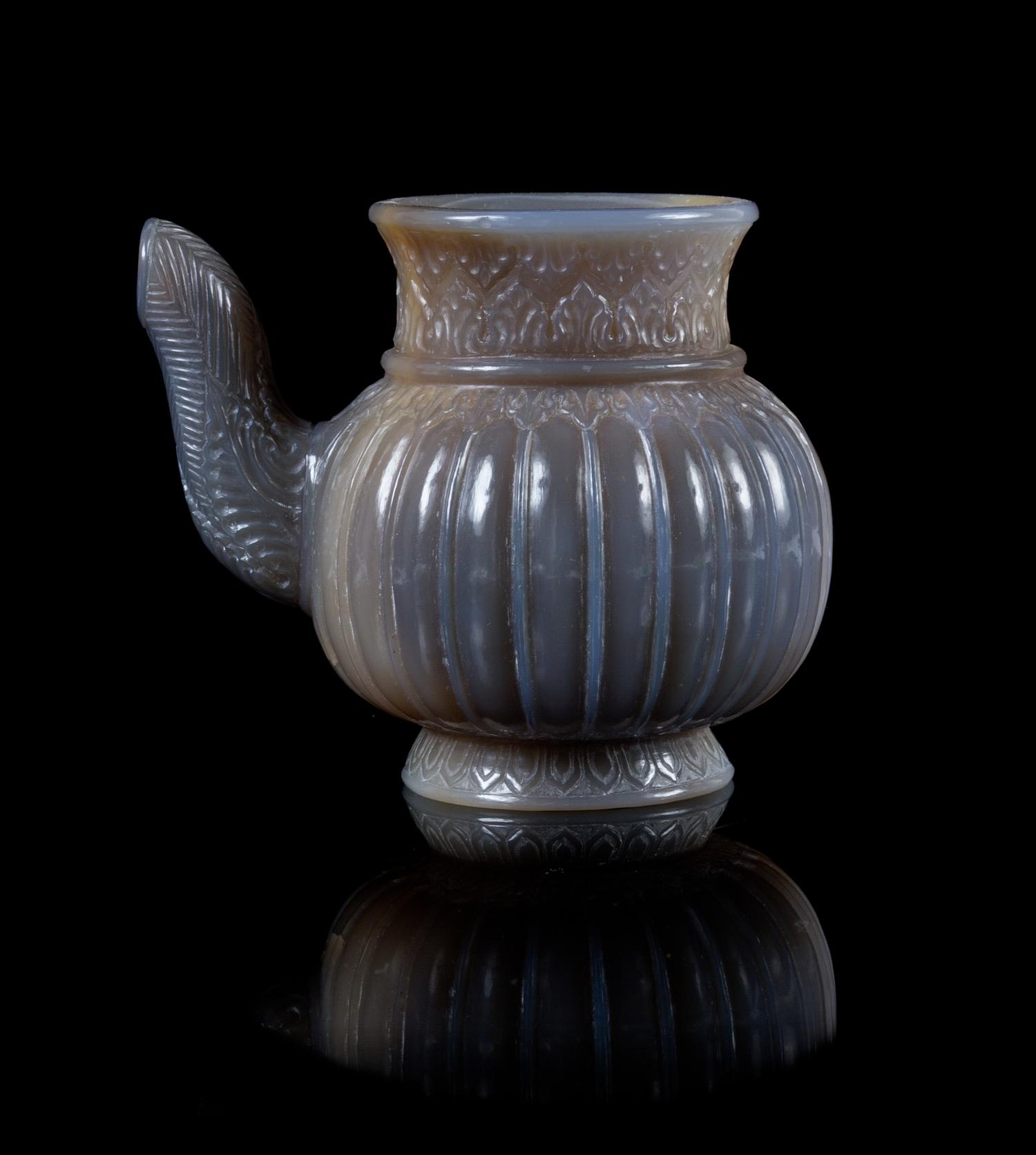 A Mughal-Style Agate Ewer Height 3 3/4 inches.