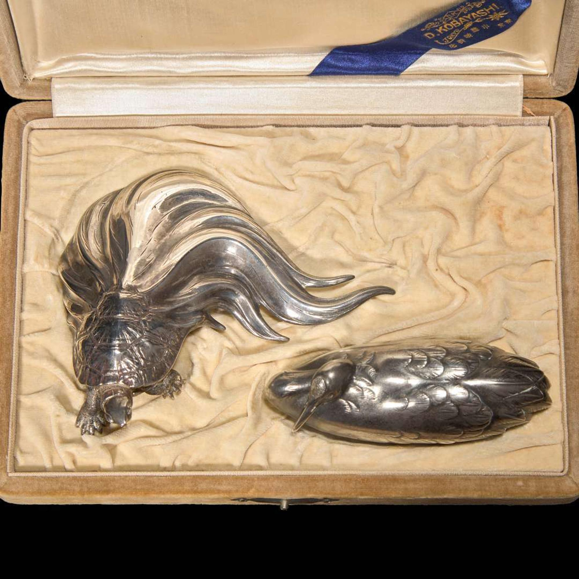Nogami Ryuki (1865-1932), a Japanese silver minogame and a crane okimono 日本 龍起 龜鶴銀器 Late 19th/early 20th century ???????????