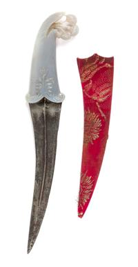 A Mughal Style Grey Jade Dagger Length 15 1/2 inches. — 20TH CENTURY