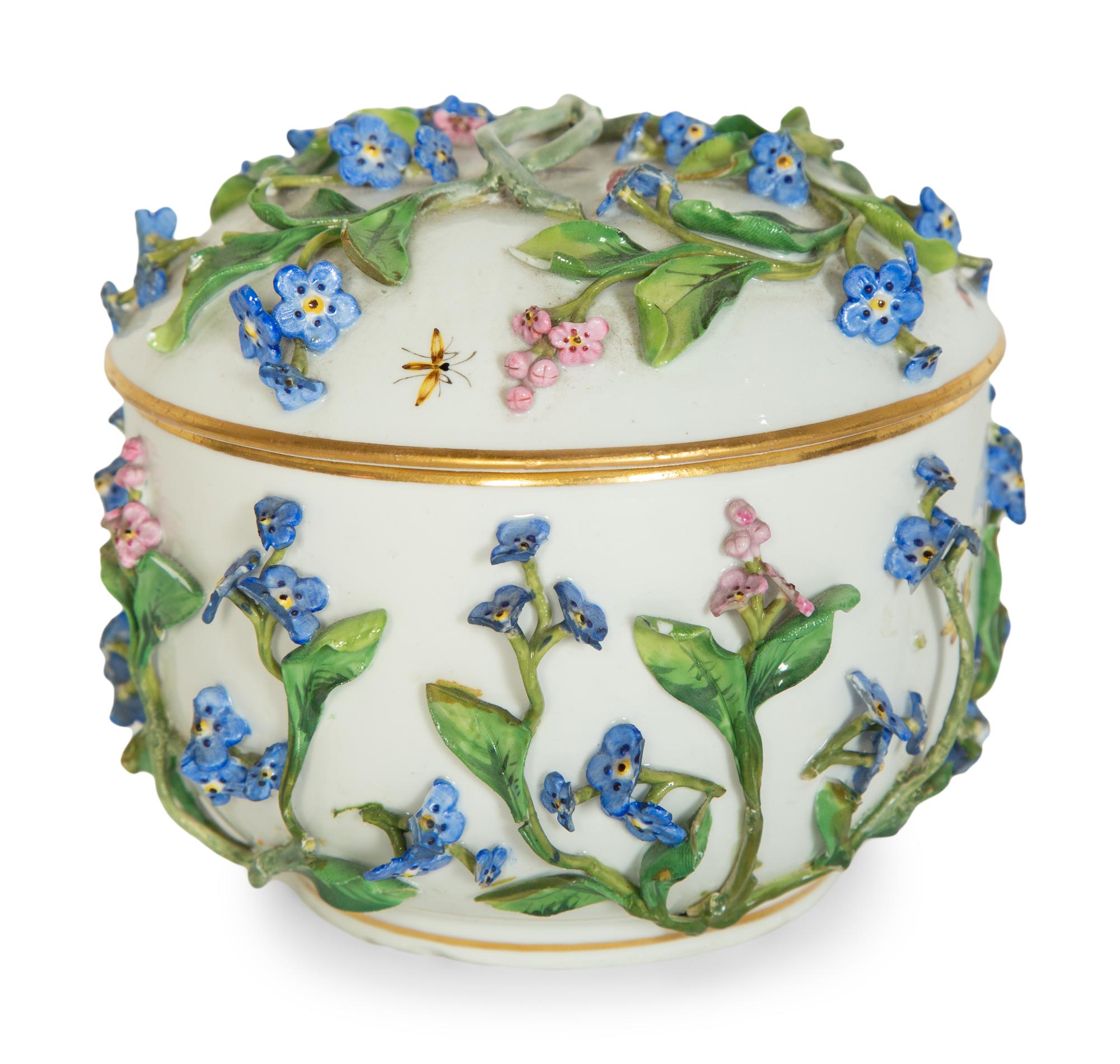 A Meissen Porcelain Covered Bowl with Periwinkle Flowers