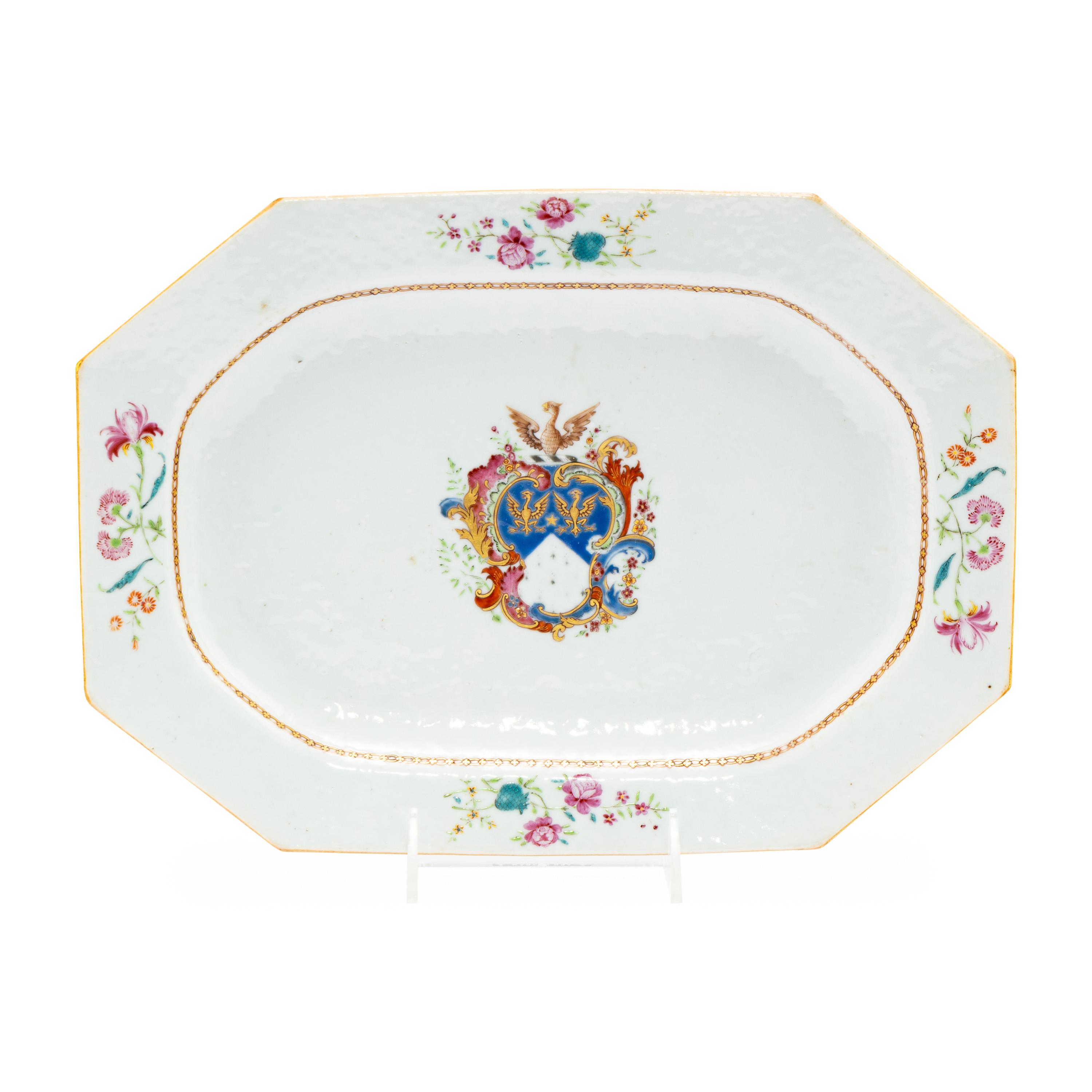 A Chinese Export Porcelain Platter