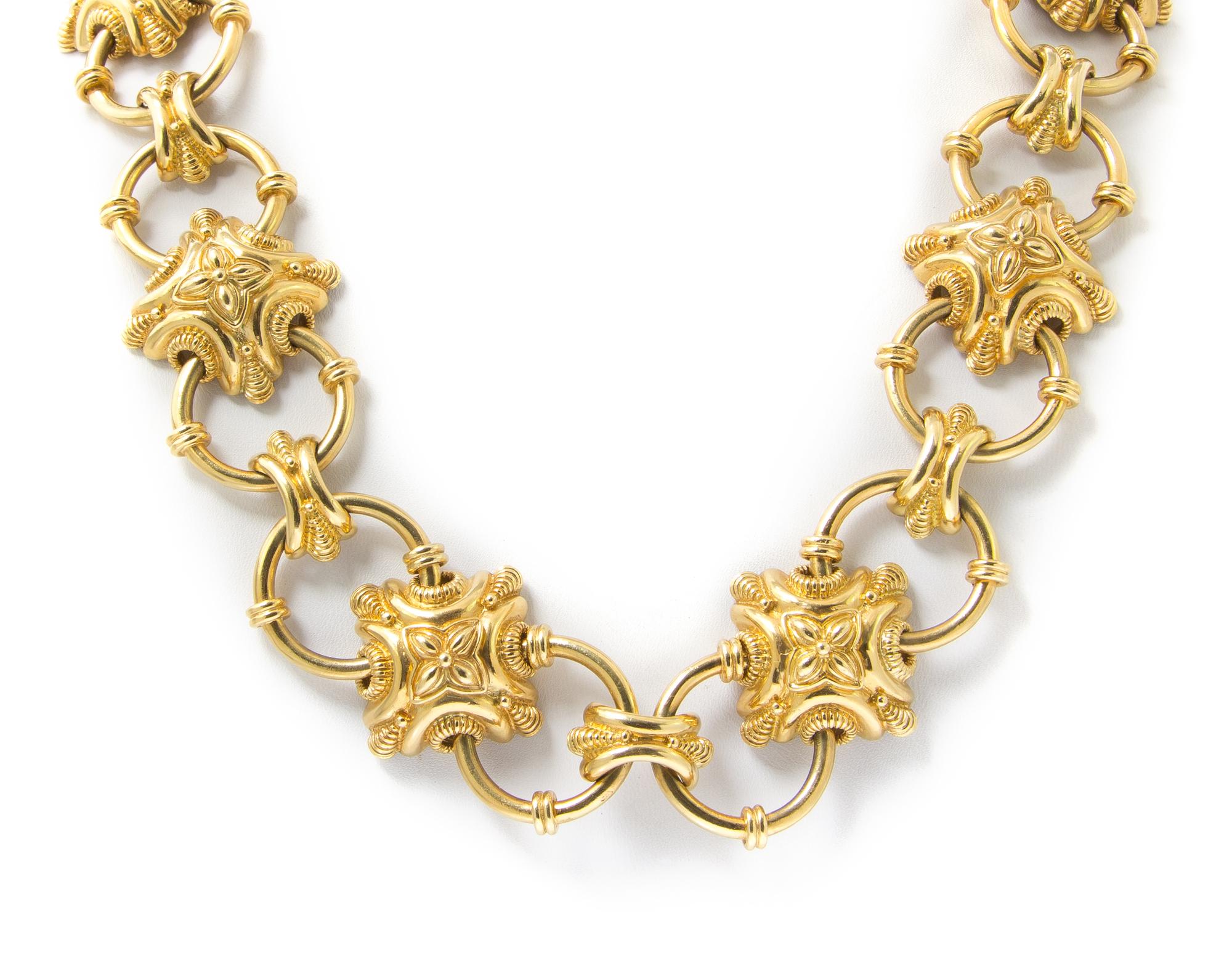 An Impressive 18 Karat Yellow Gold Longchain, 287.40 dwts.