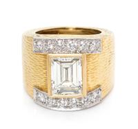 An 18 Karat Yellow Gold, Platinum and Diamond Ring, David Webb, 12.70 dwts.