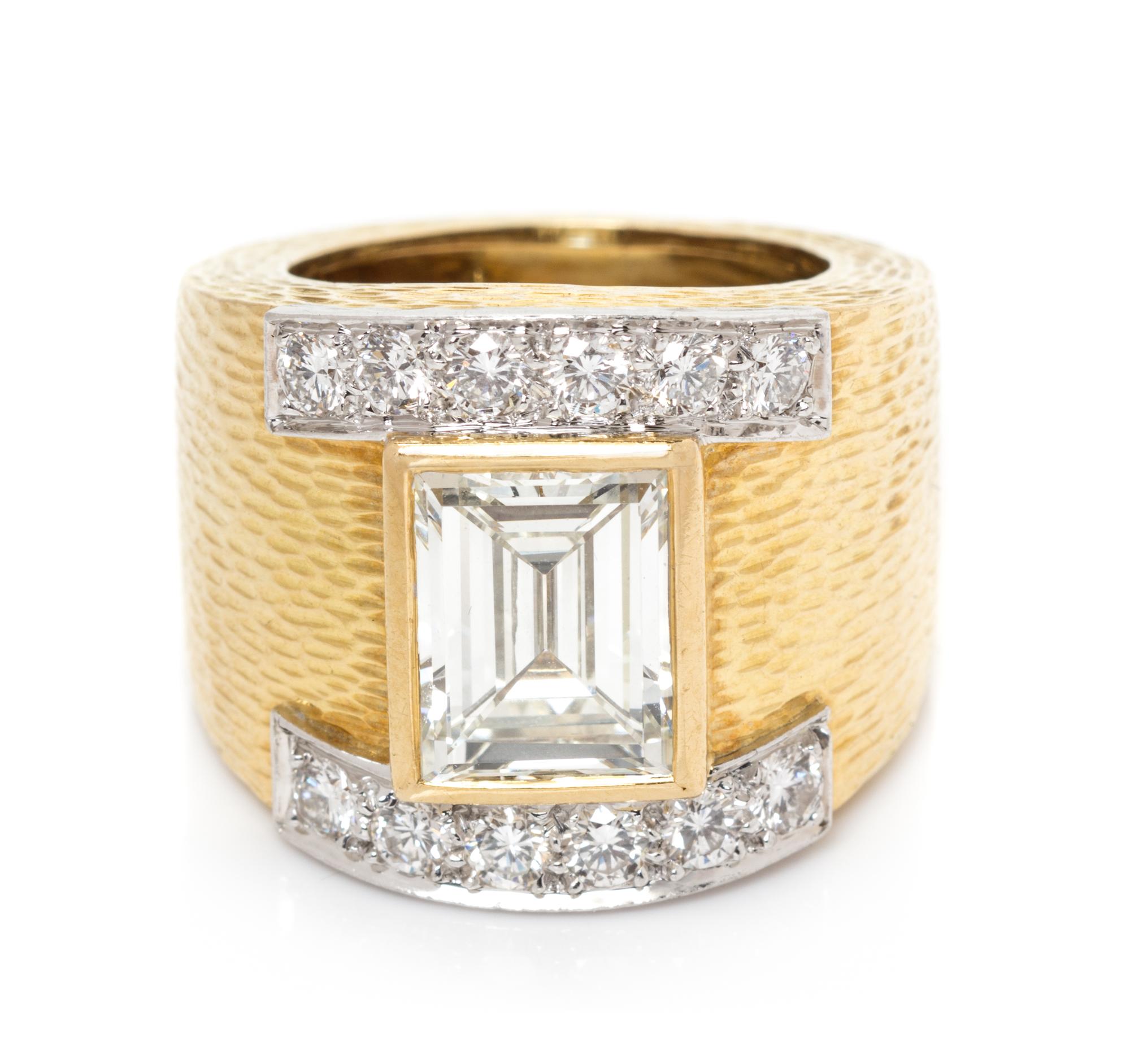An 18 Karat Yellow Gold, Platinum and Diamond Ring, David Webb, 12.70 dwts.