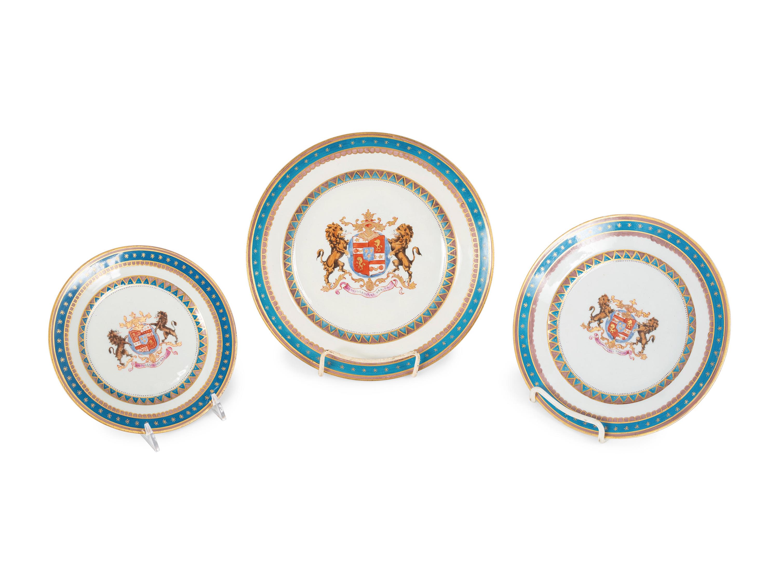 A Samson et Cie Parcel Gilt and Armorial Decorated Part Dinner Service