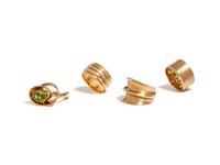 COLLECTION OF YELLOW GOLD RINGS