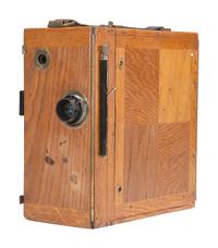 [CINEMA]. Ernemann 35mm movie camera, Dresden, ca 1910s.