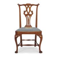 Queen Anne walnut compass-seat side chair New England, mid-18th century