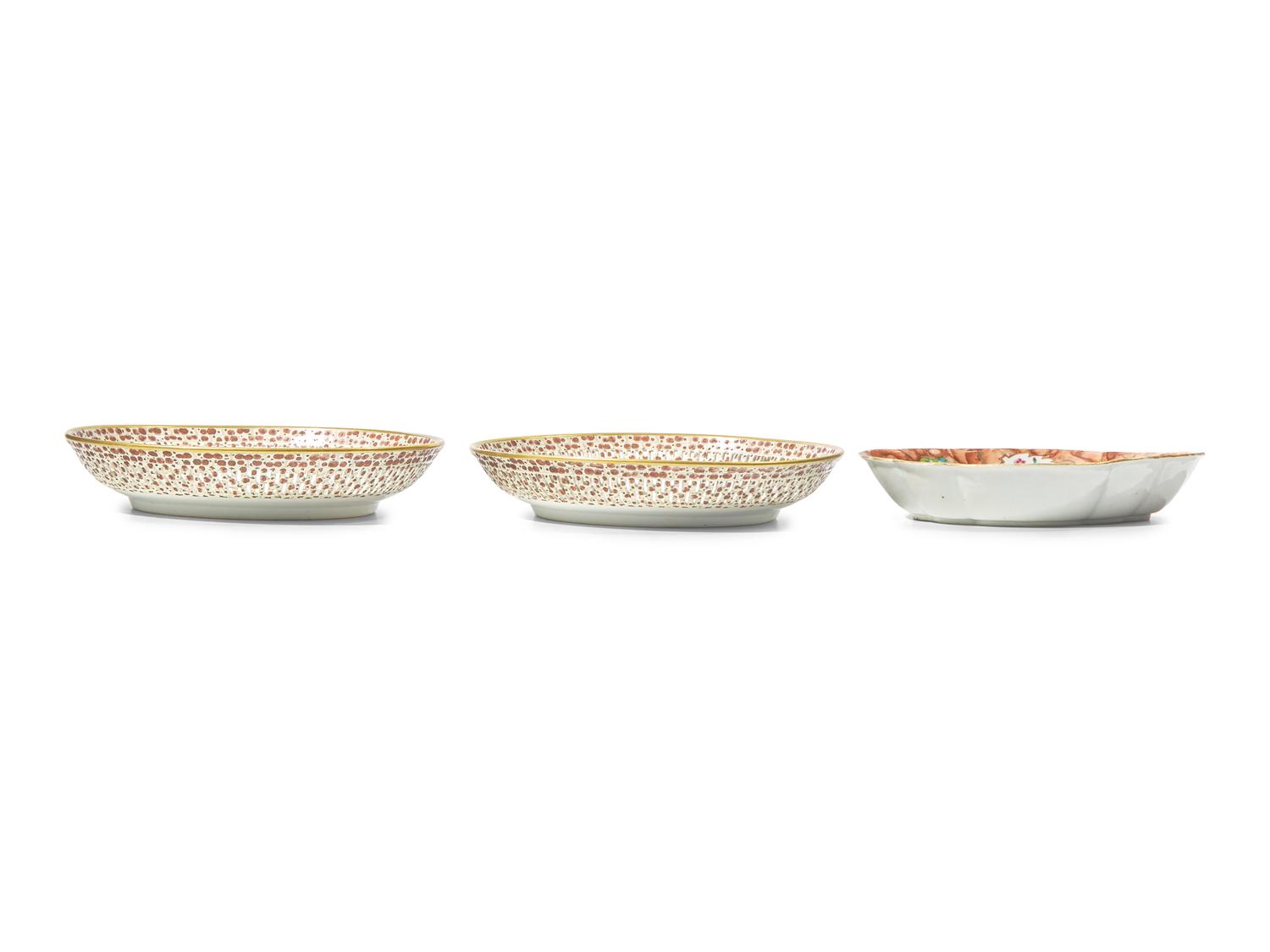 Three Chinese Export Porcelain Articles