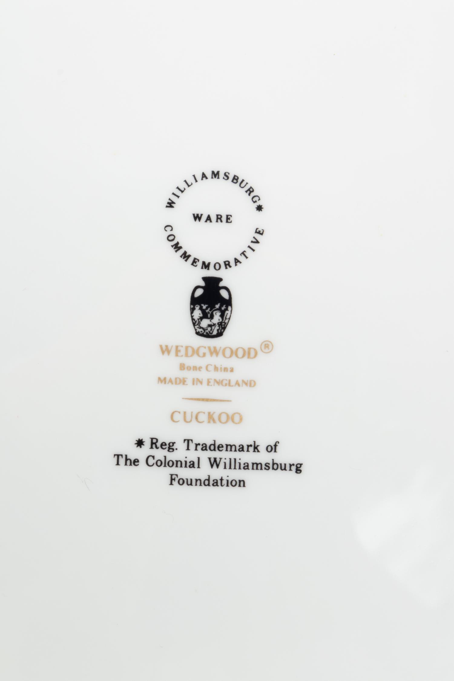 Twelve Wedgwood Cuckoo Porcelain Dinner Plates