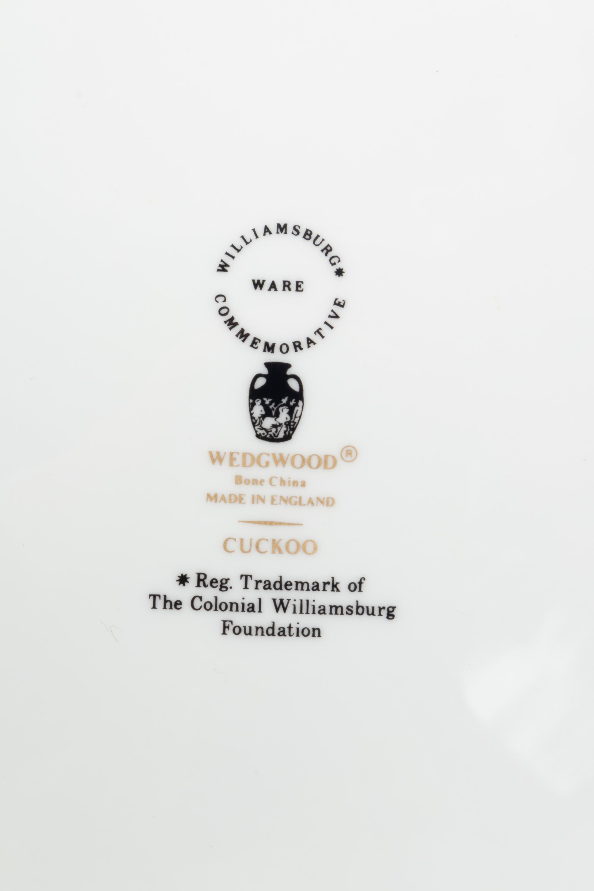 Twelve Wedgwood Cuckoo Porcelain Dinner Plates