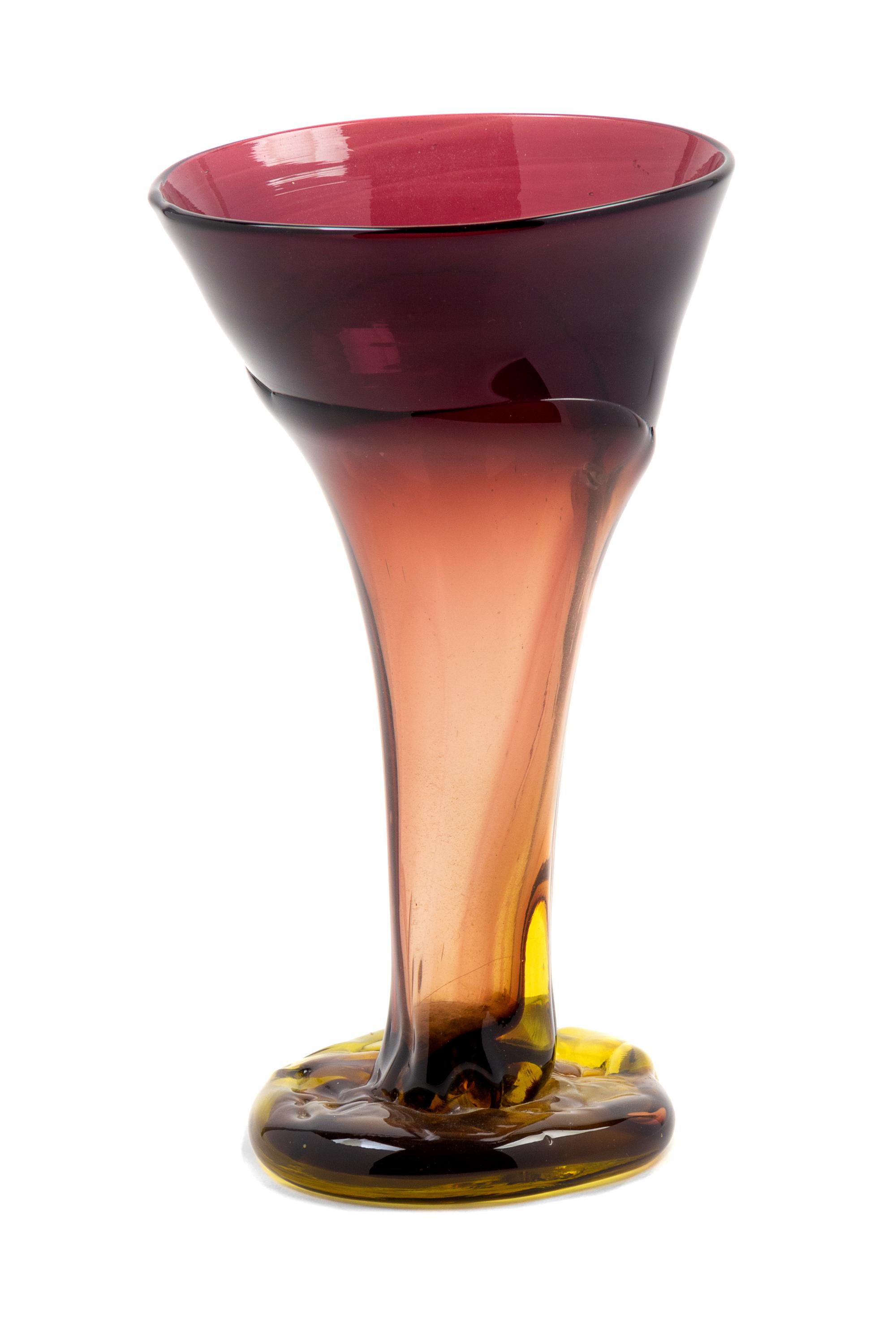 Stemmed Vessel