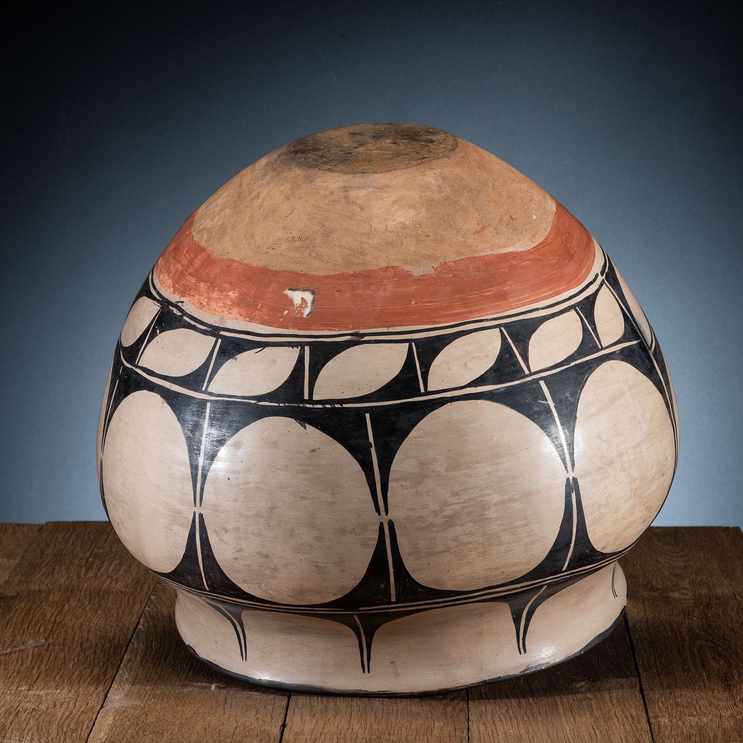Kewa Pottery Storage Jar