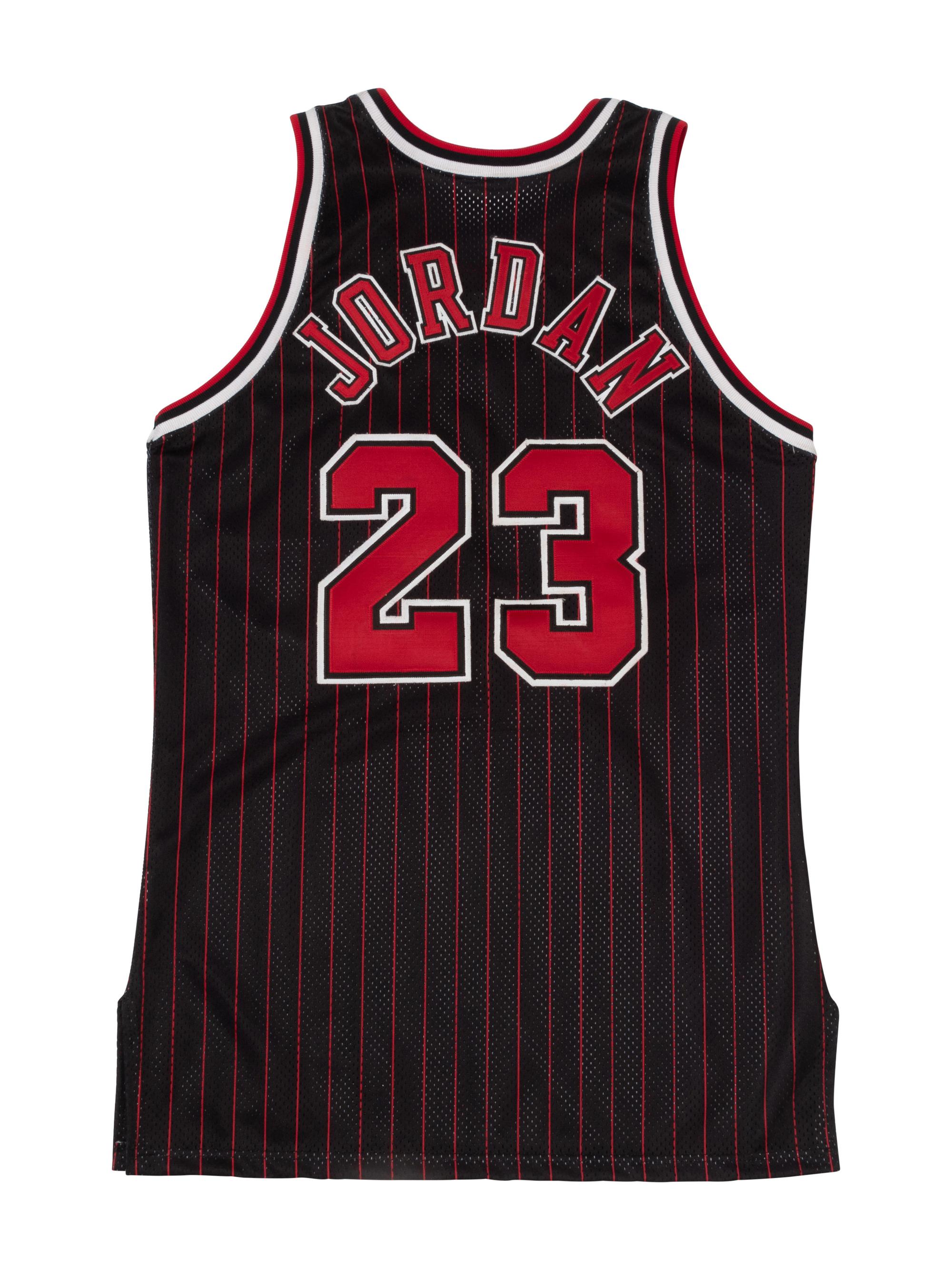 A 1995-96 Michael Jordan Chicago Bulls Game Pro Cut Alternate Black Jersey