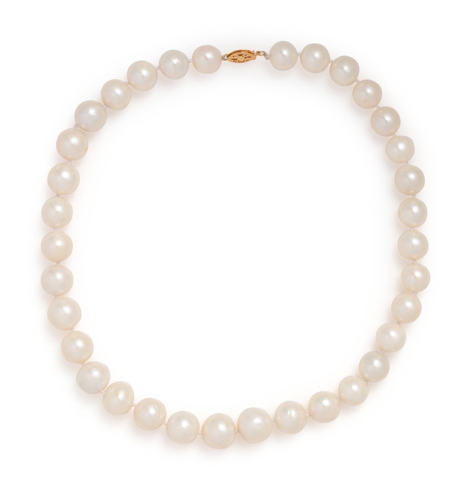 CULTURED SOUTH SEA PEARL NECKLACE