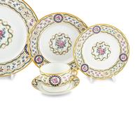 A Haviland Limoges Louveciennes Porcelain Dinner Service