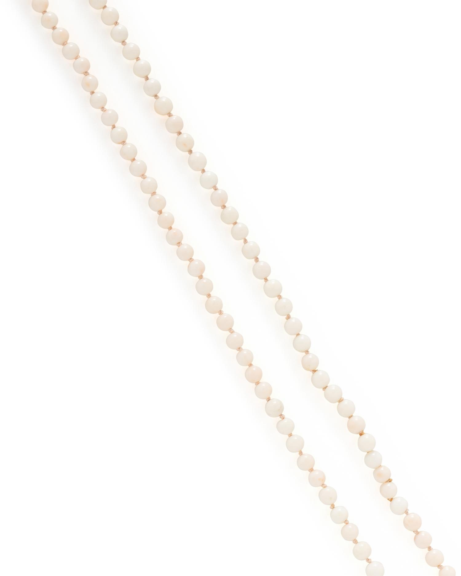 COLLECTION OF YELLOW GOLD, ANGEL SKIN CORAL AND SEED PEARL JEWELRY