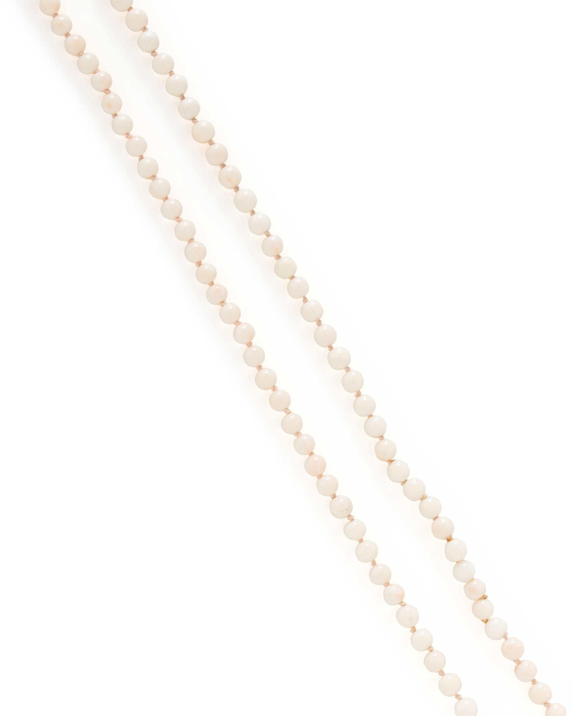COLLECTION OF YELLOW GOLD, ANGEL SKIN CORAL AND SEED PEARL JEWELRY