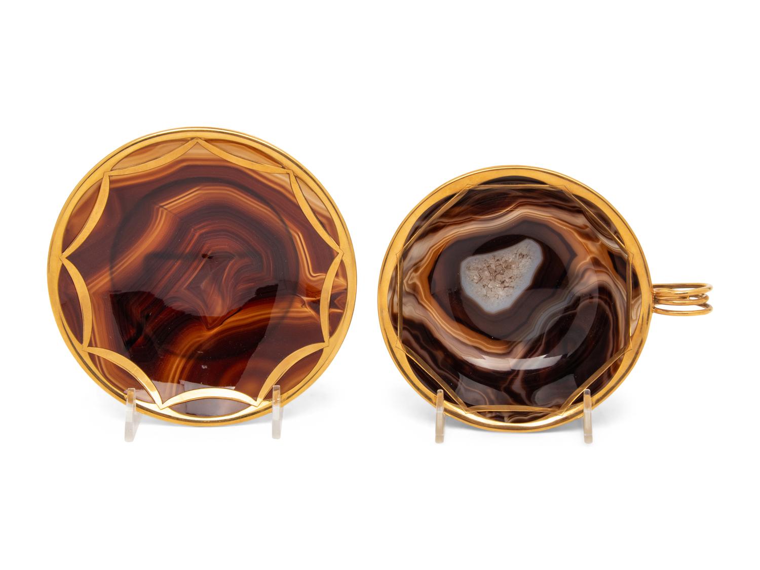 A Set of Six 18-Karat Gold Mounted Agate Cups and Saucers
