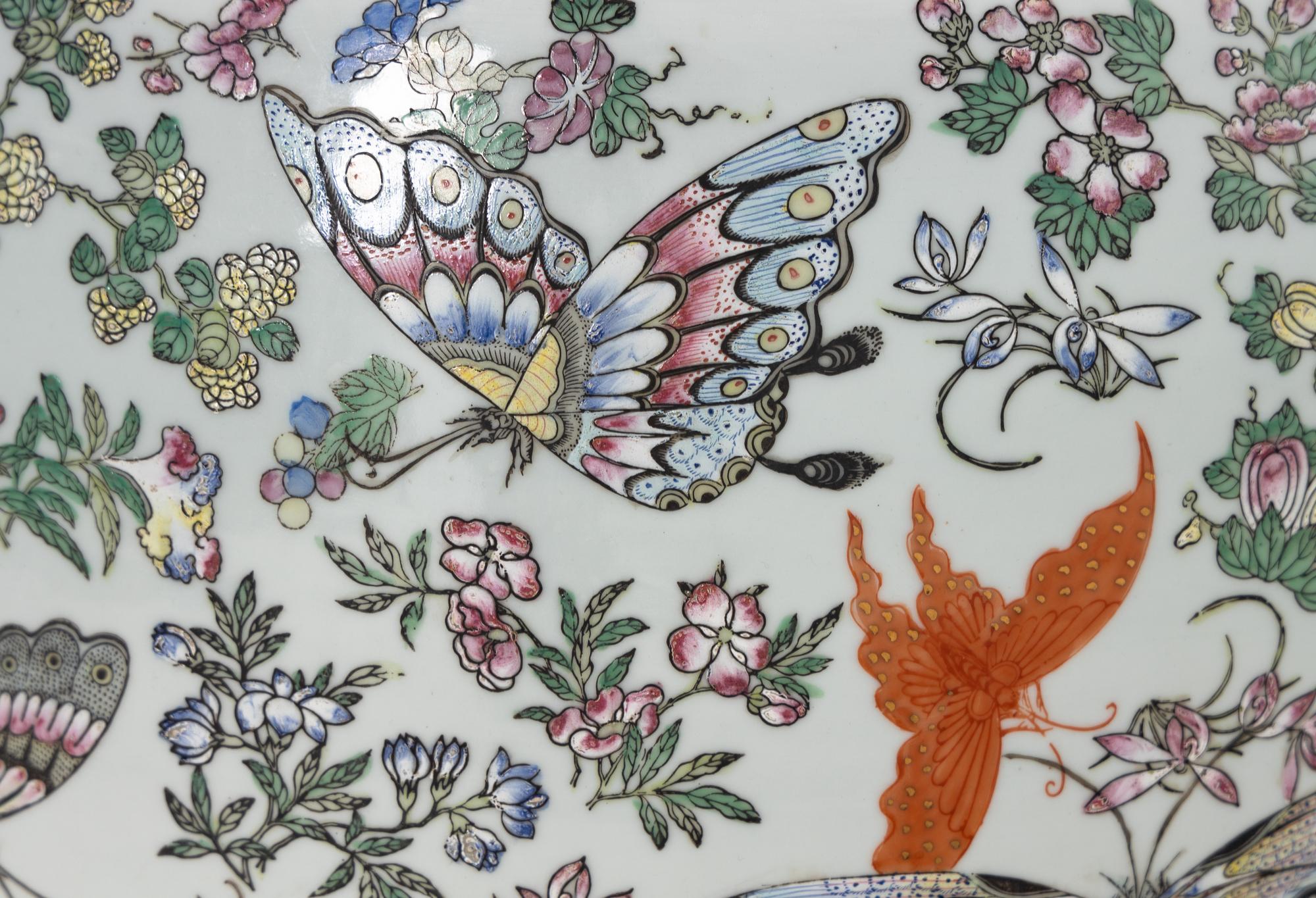 A Chinese Famille Rose Porcelain 'Butterfly' Fish Bowl