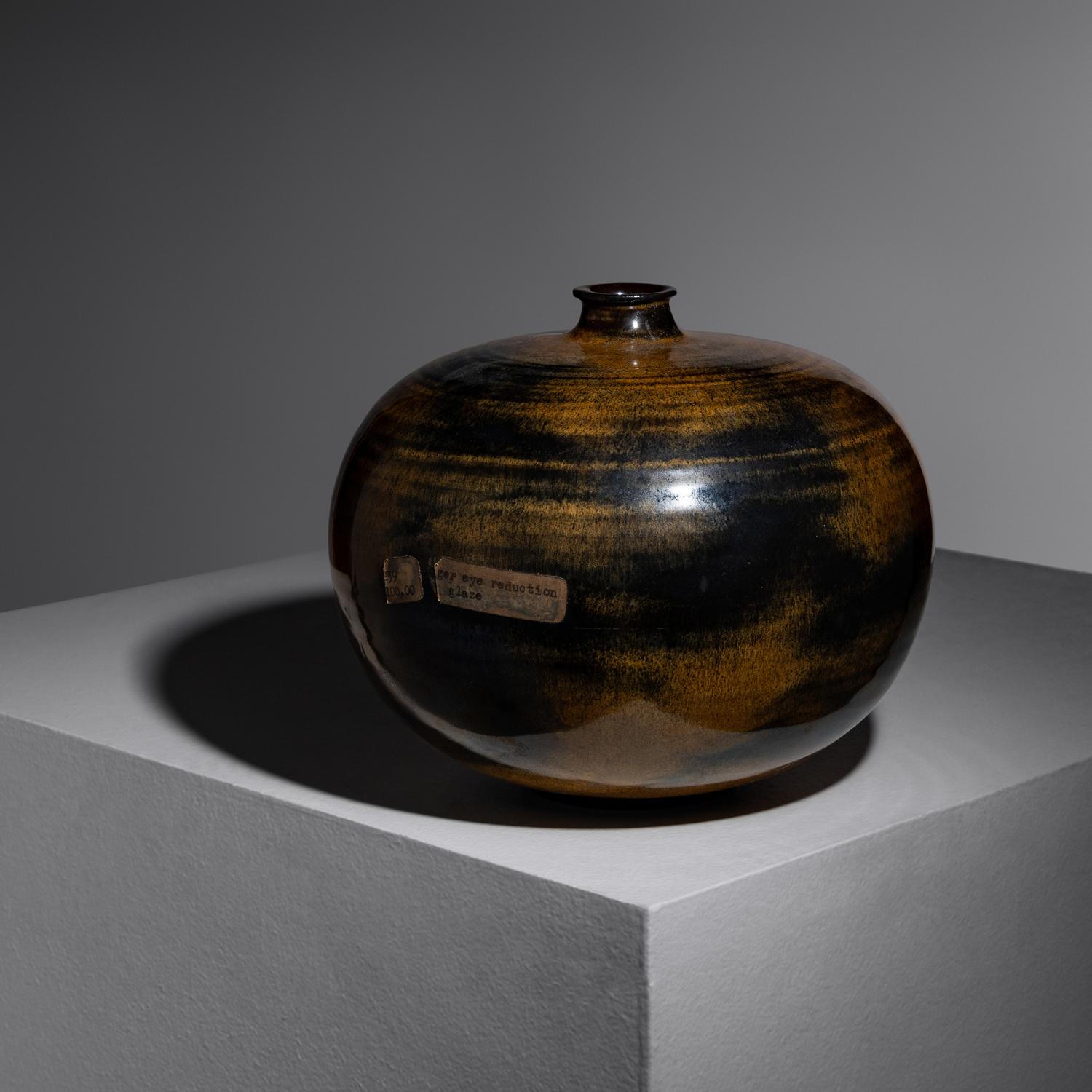 Early Vase, 1946 Los Angeles, California, USA