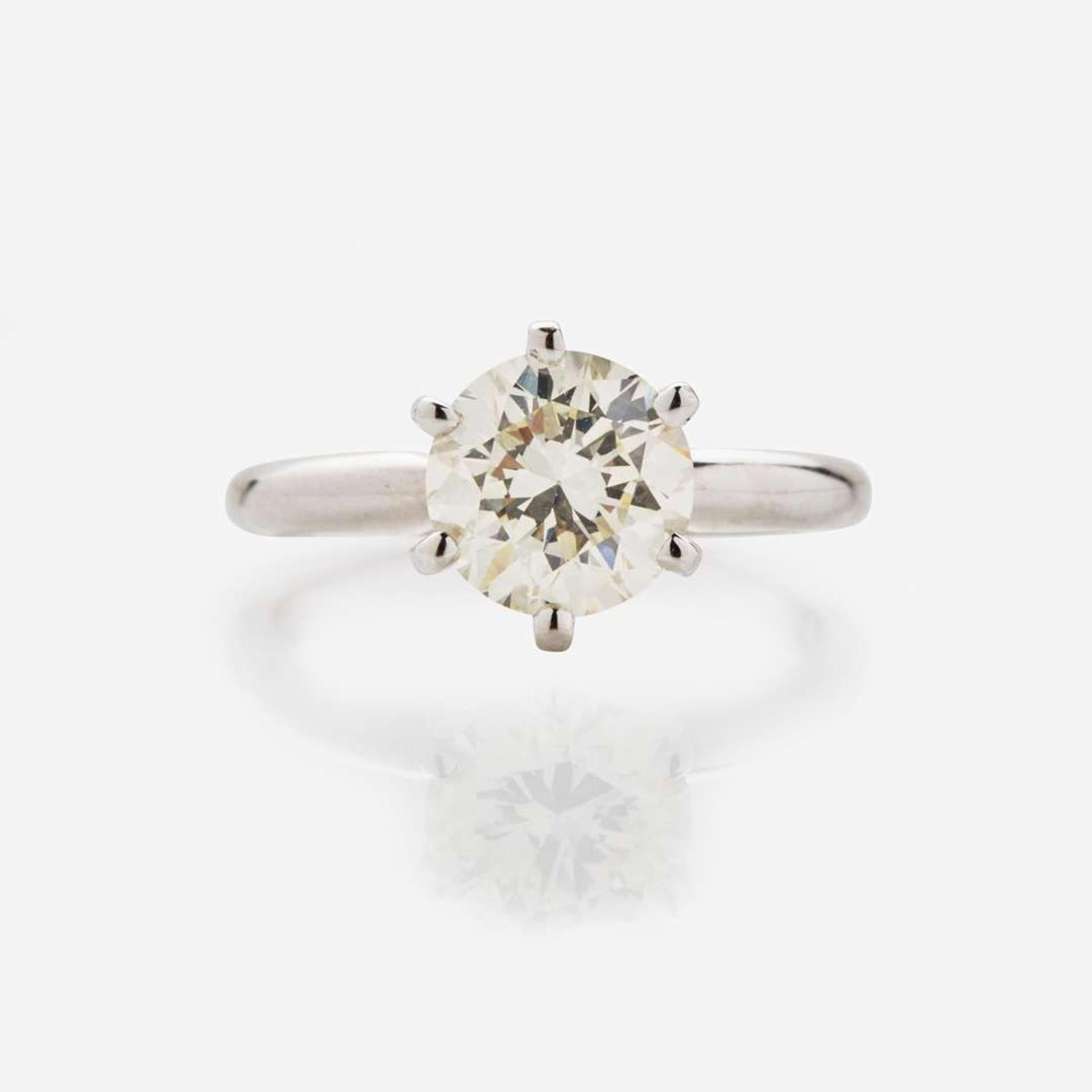 A 14K White Gold Solitaire Diamond Ring 2.04 GIA Certified