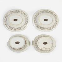 A pair of “Rockefeller” pattern Chinese export porcelain pierced baskets and stands 出口瓷篮与底座一对 Circa ? 1805
