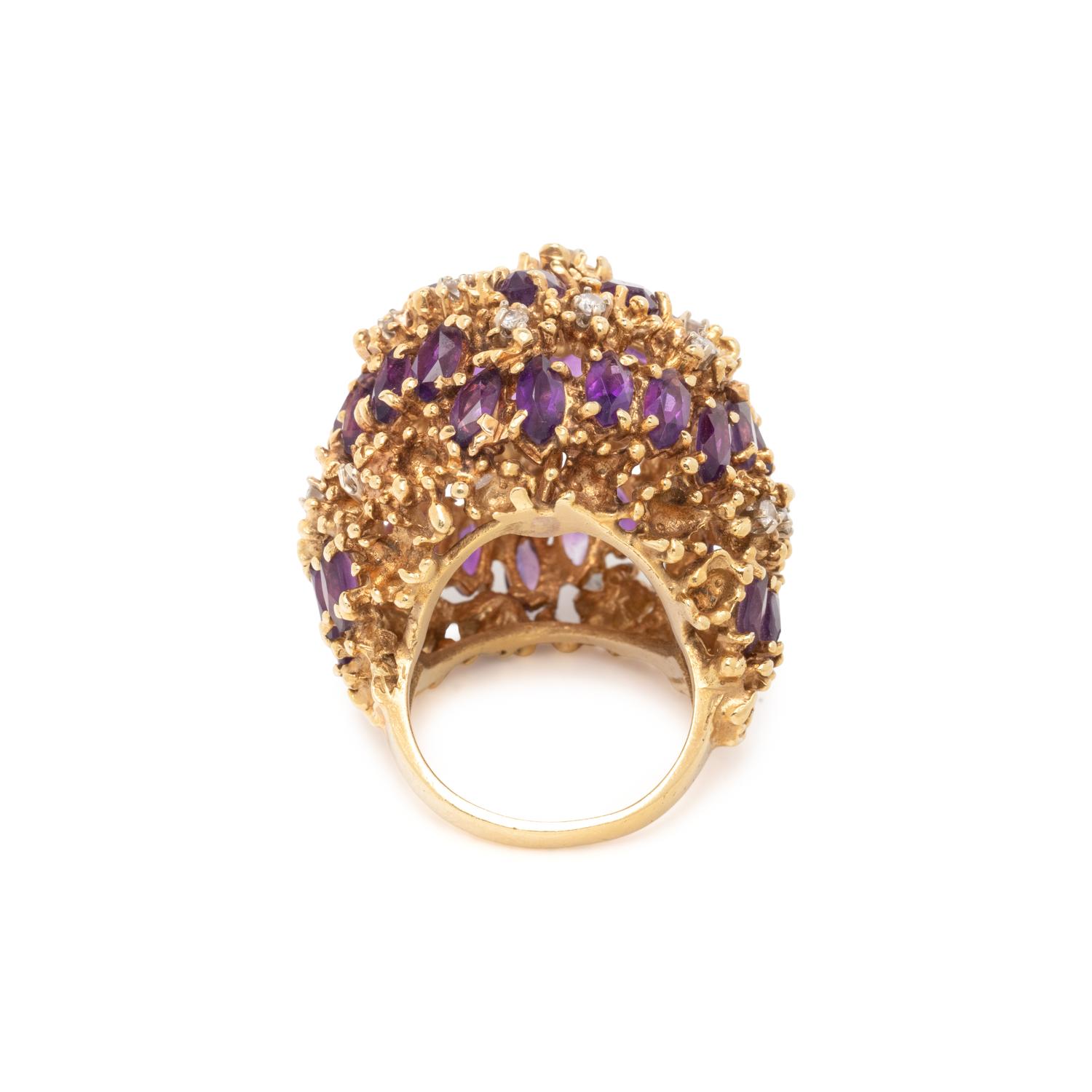 AMETHYST, DIAMOND, AND YELLOW GOLD BOMBÉ RING
