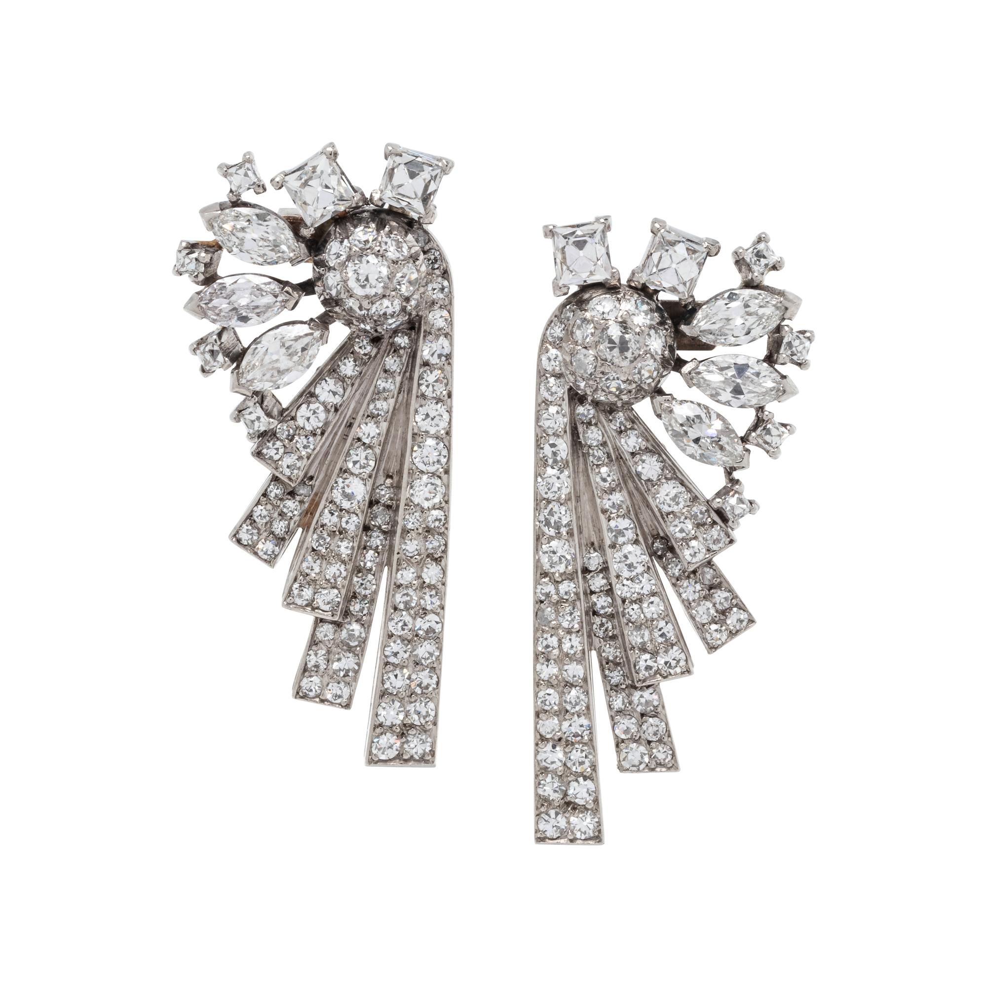 VERDURA, CONVERTIBLE BICOLOR GOLD AND DIAMOND DOUBLE CLIP/BROOCH
