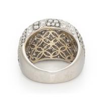 DIAMOND AND WHITE GOLD BOMBÉ RING