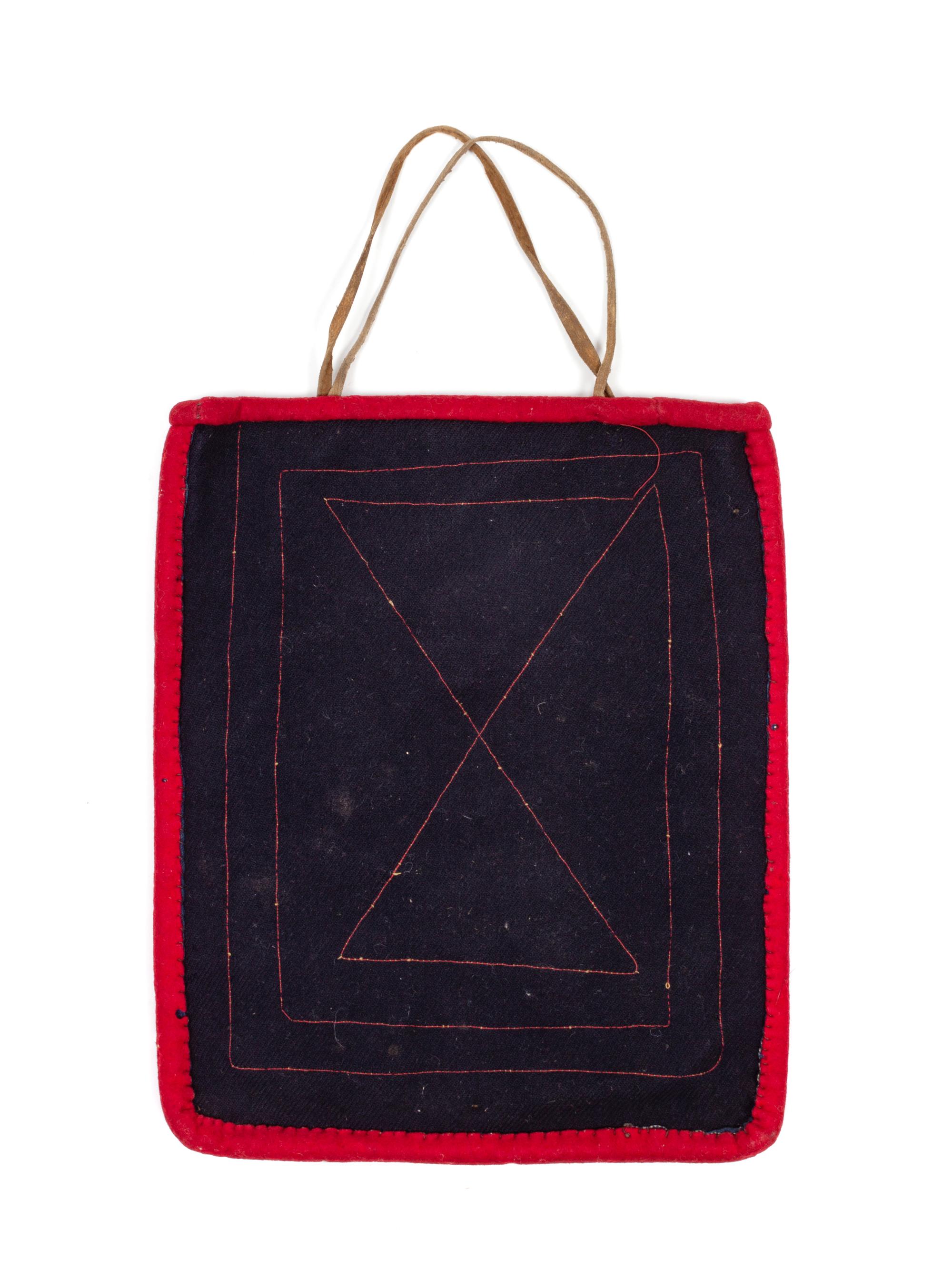 Plateau Beaded Flat Bag