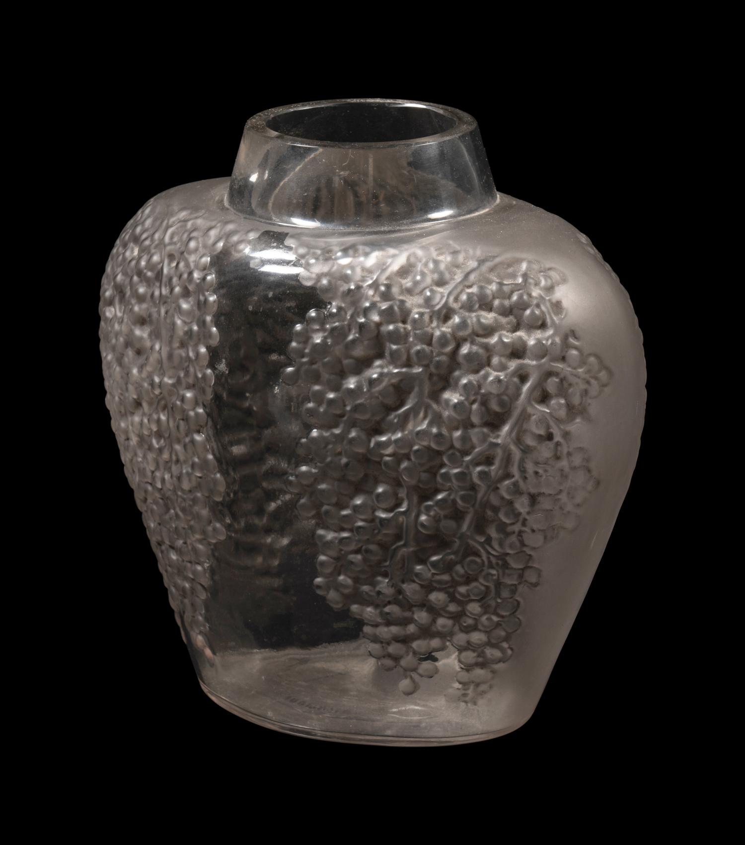 A René Lalique Poivre Vase