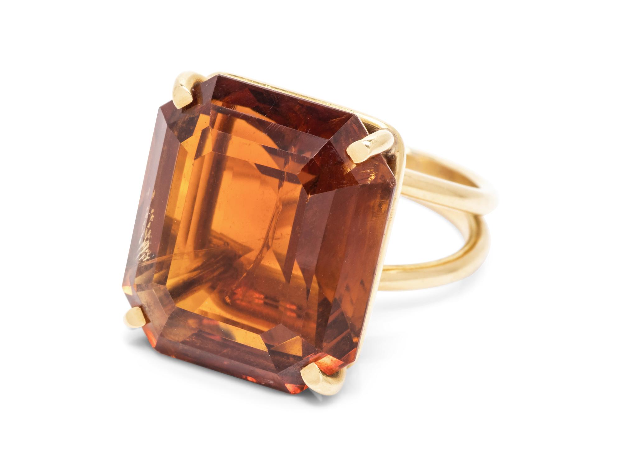 An 18 Karat Yellow Gold and Citrine Ring,