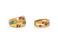 COLLECTION OF YELLOW GOLD RINGS