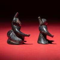 Two Chinese Black and Red Lacquered Pottery 'Dancing Figures', Warring States or Later — 戰國或以後 黑陶朱漆舞俑两只