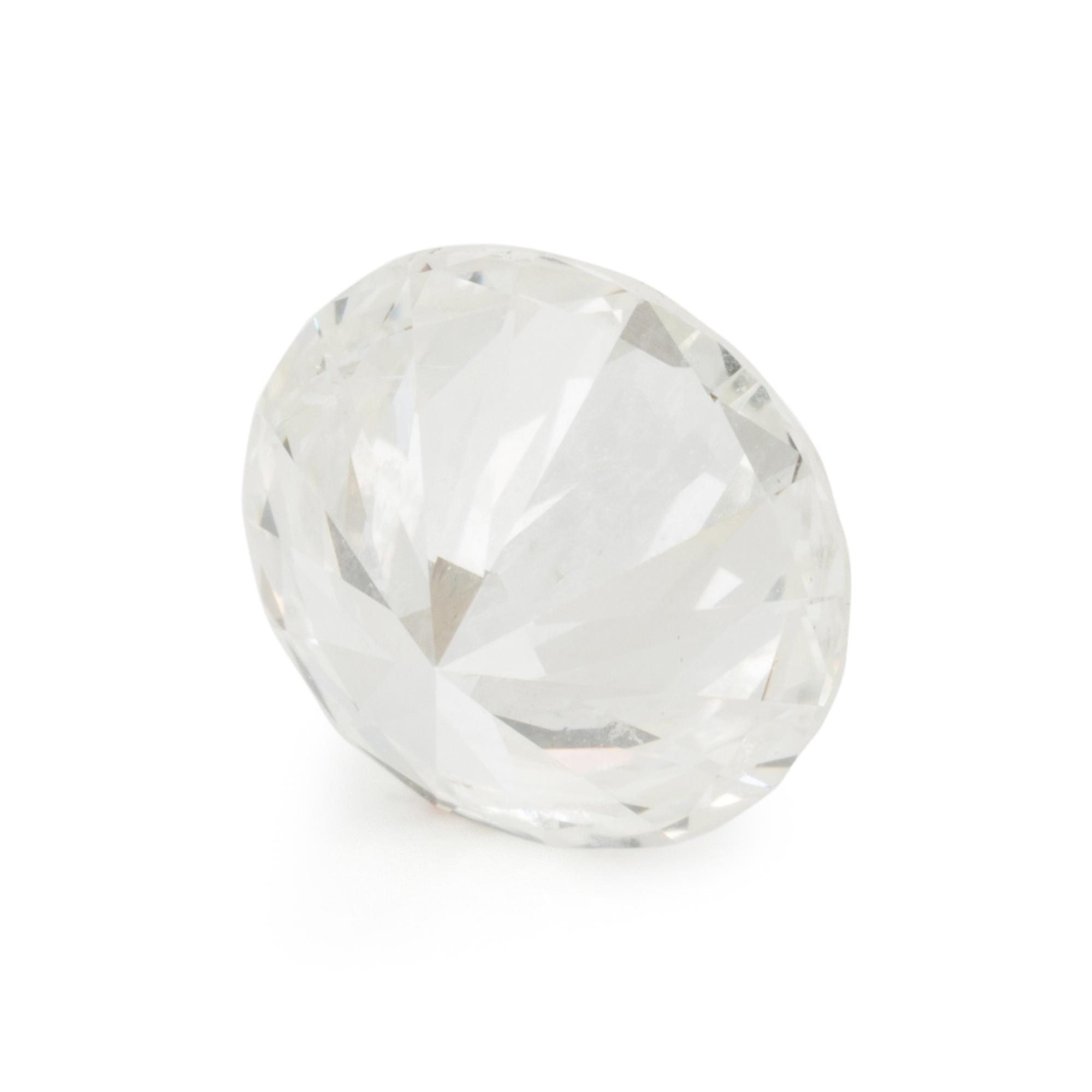 ROUND BRILLIANT CUT DIAMOND