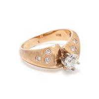YELLOW GOLD AND DIAMOND RING
