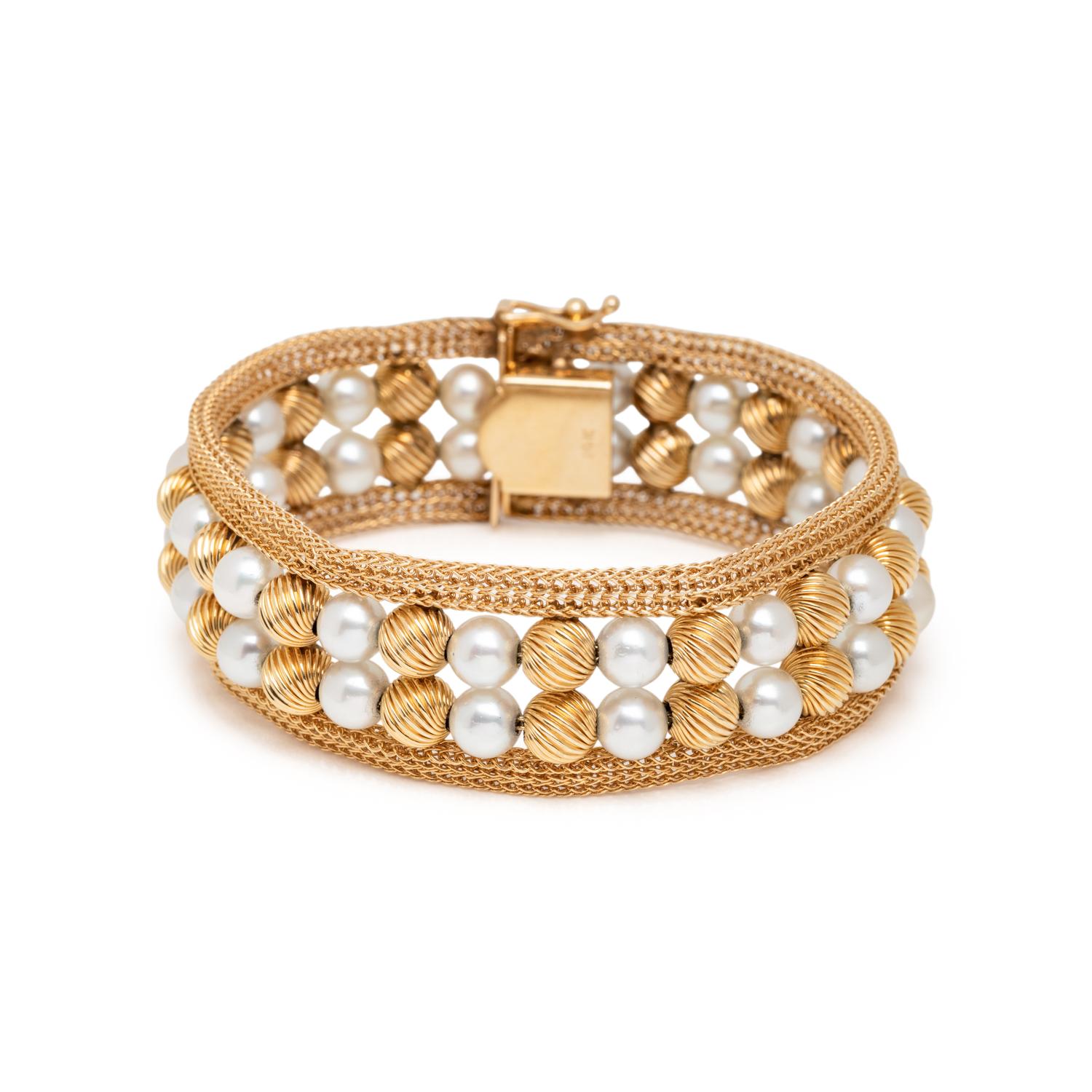 YELLOW GOLD AND CULTURED PEARL BRACELET