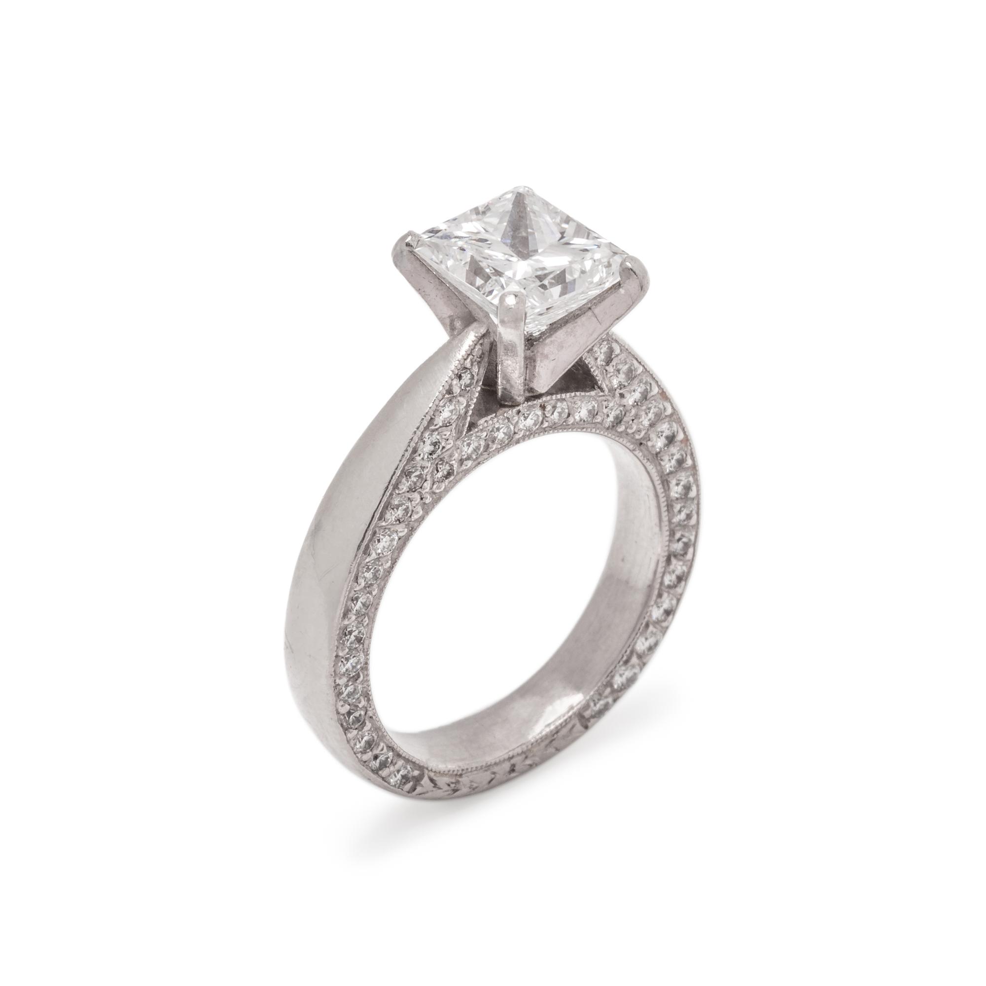 DIAMOND RING