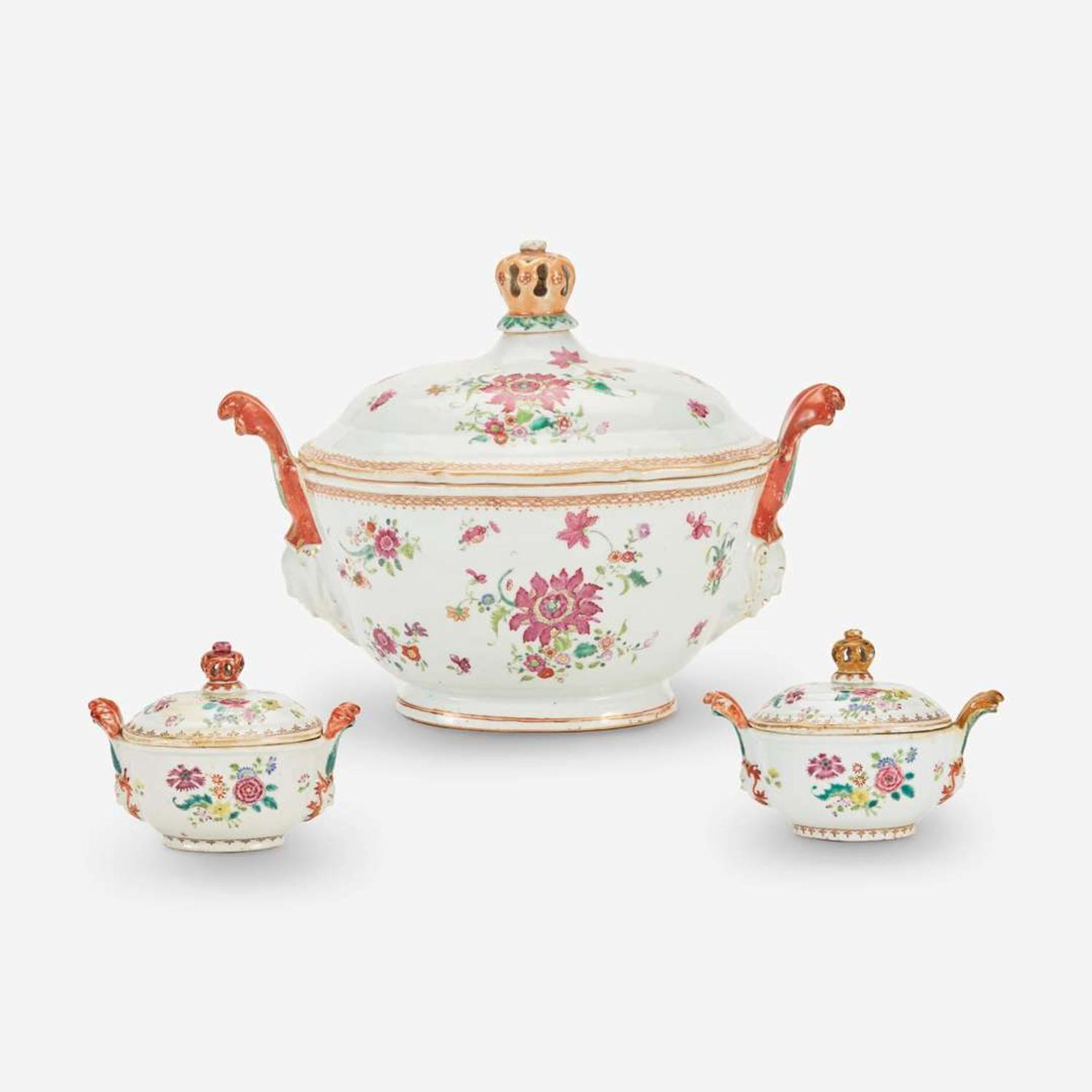 A collection of twenty-six Chinese Export Famille Rose and Sansom porcelain tablewares 18th and 19th century