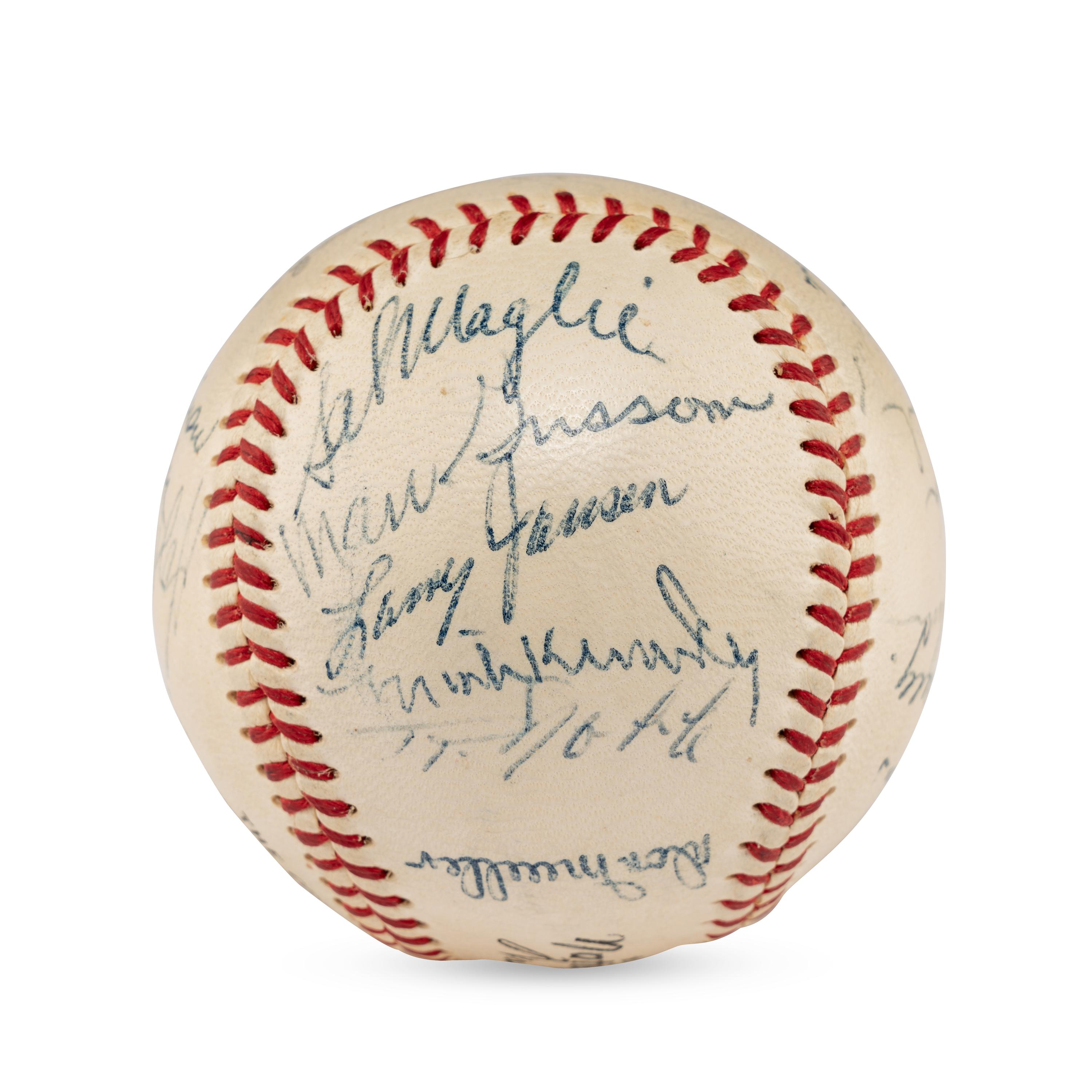 A 1953 New York Giants Team Signed Autograph Baseball