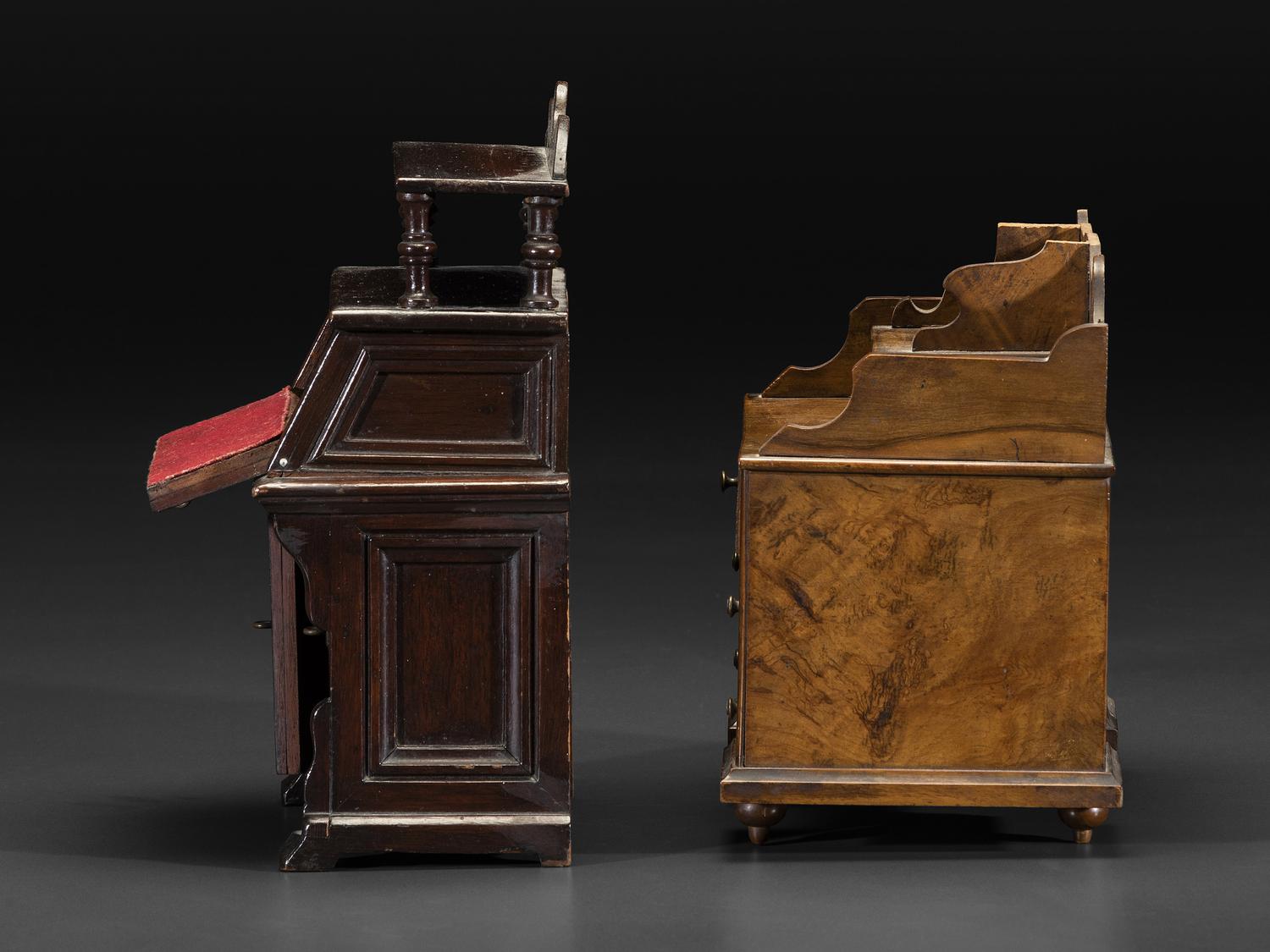 Five Miniature or Salesman Sample Pieces of Furniture