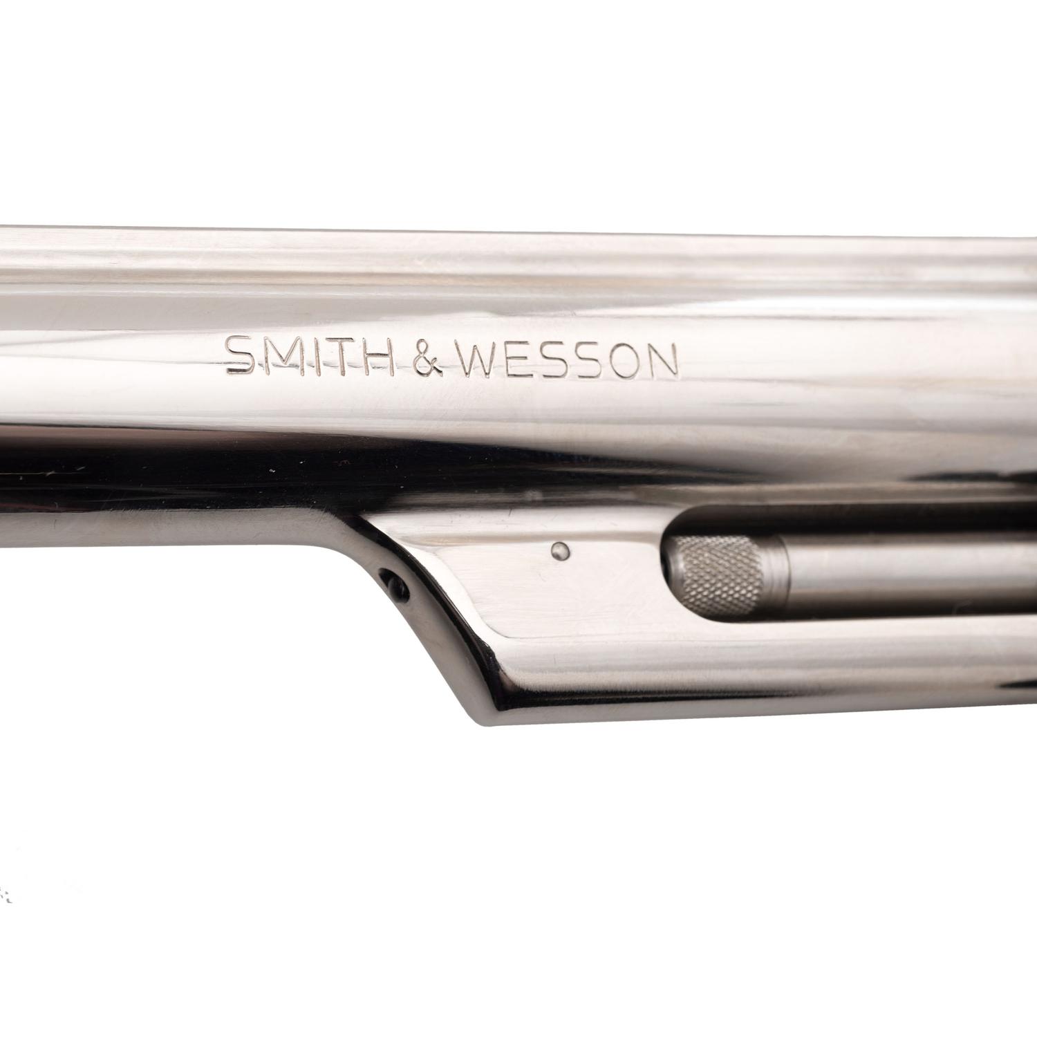 *Smith & Wesson Model 29-2 Nickel Plated in Box