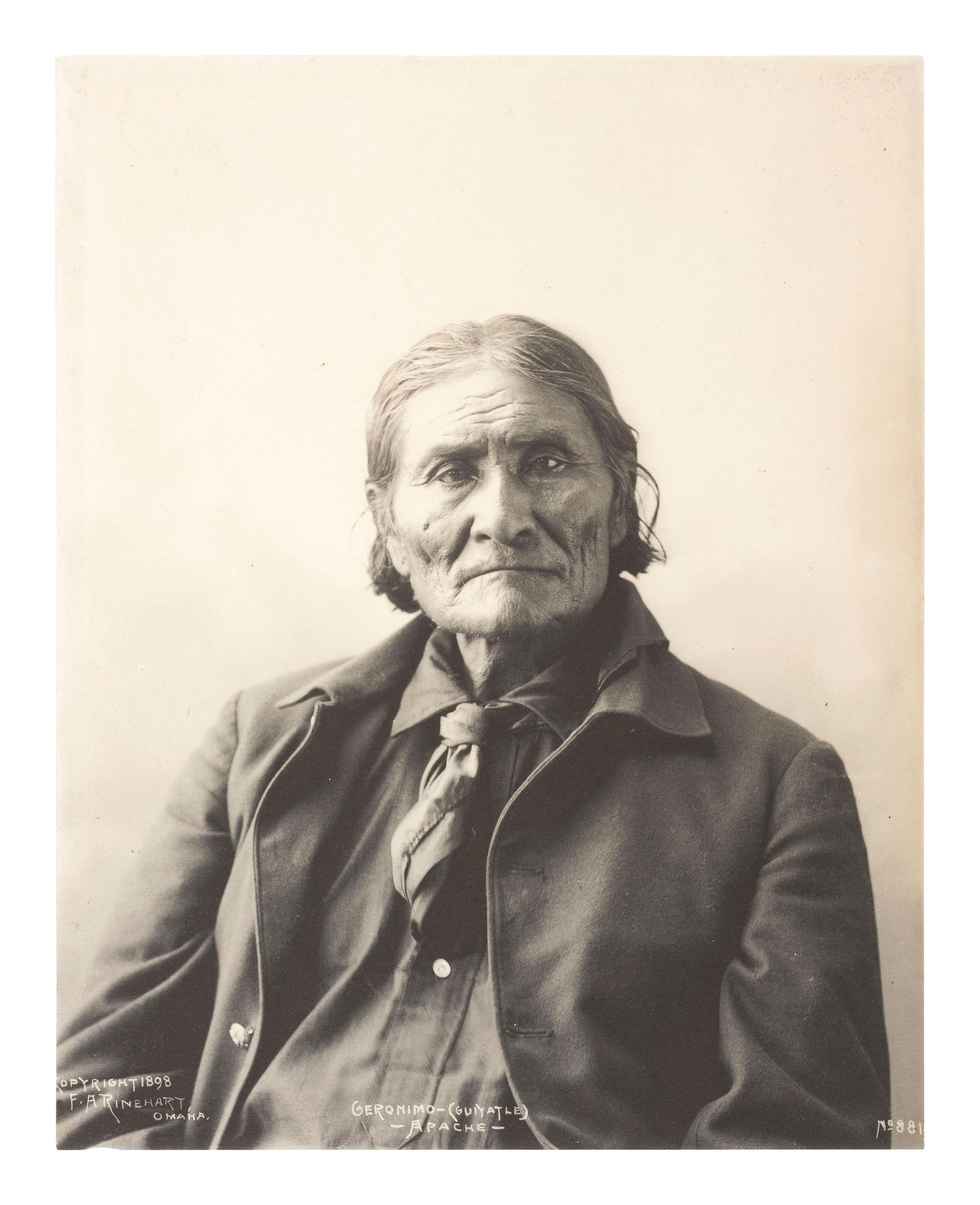 Native Americans RINEHART, Frank. A. (1861-1928), photographer. Geronimo - (Guiyatle) / Apache . Omaha: 1898.