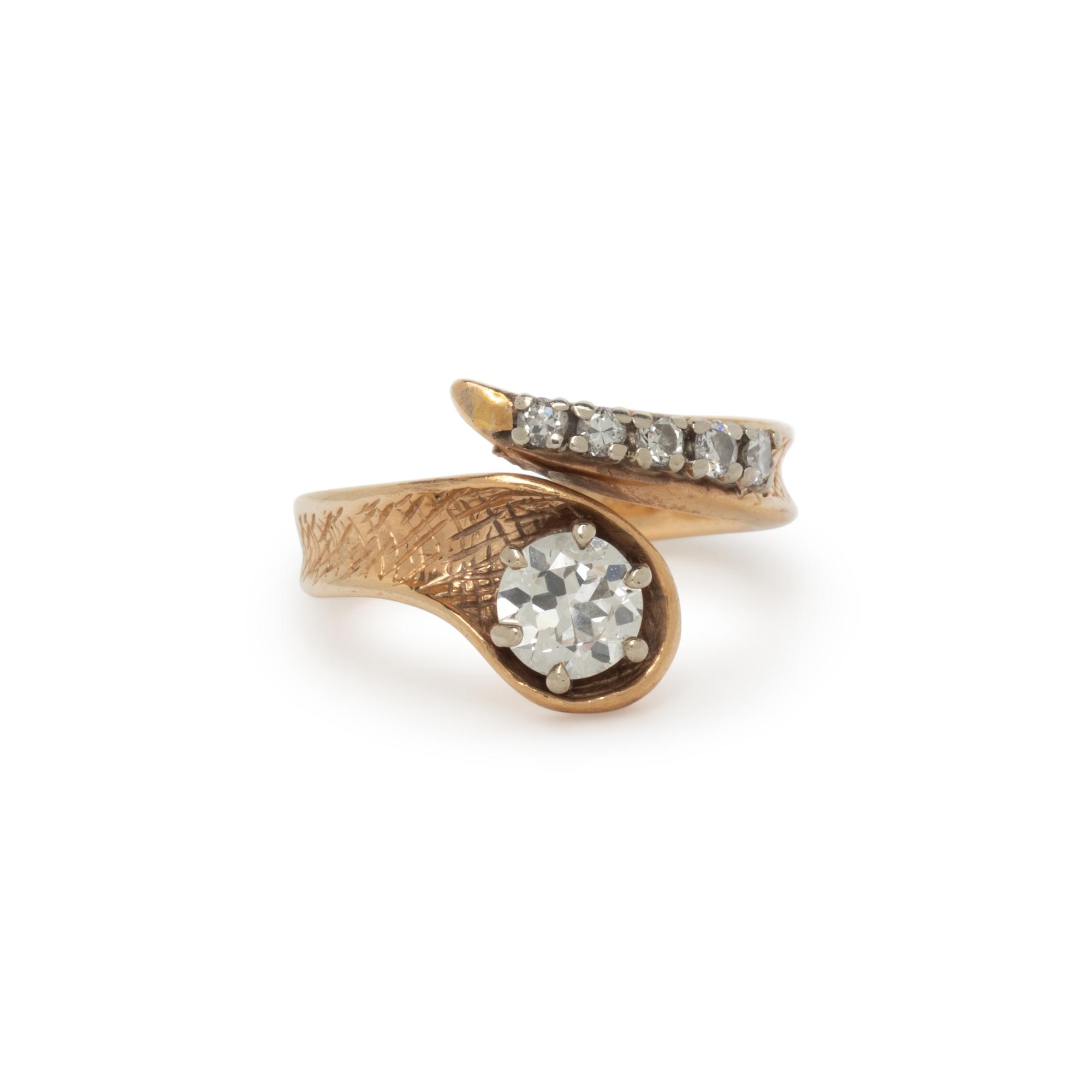 DIAMOND RING