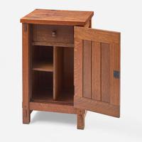 Gustav Stickley Smoker's Cabinet No. 522, Eastwood, New York, circa 1902