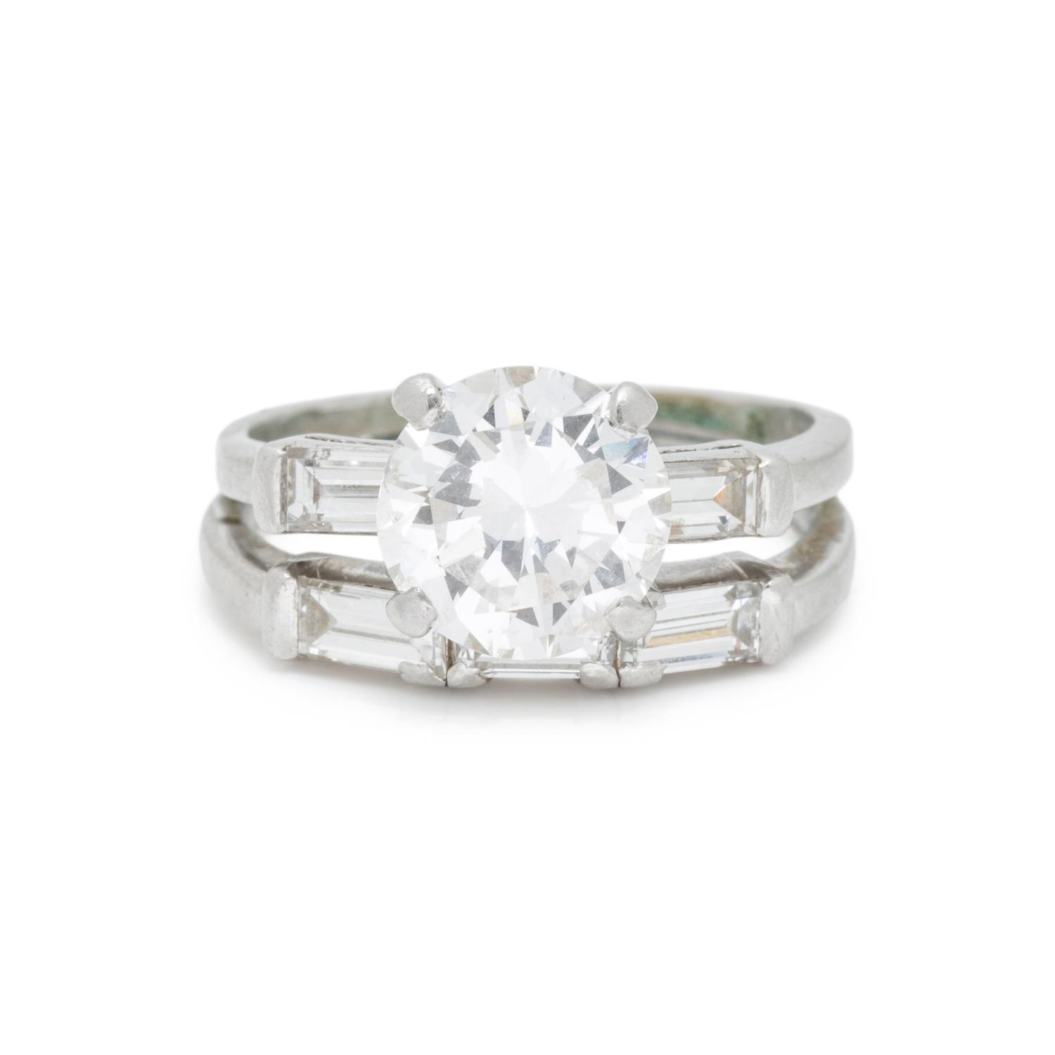 DIAMOND AND PLATINUM RING