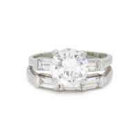 DIAMOND AND PLATINUM RING