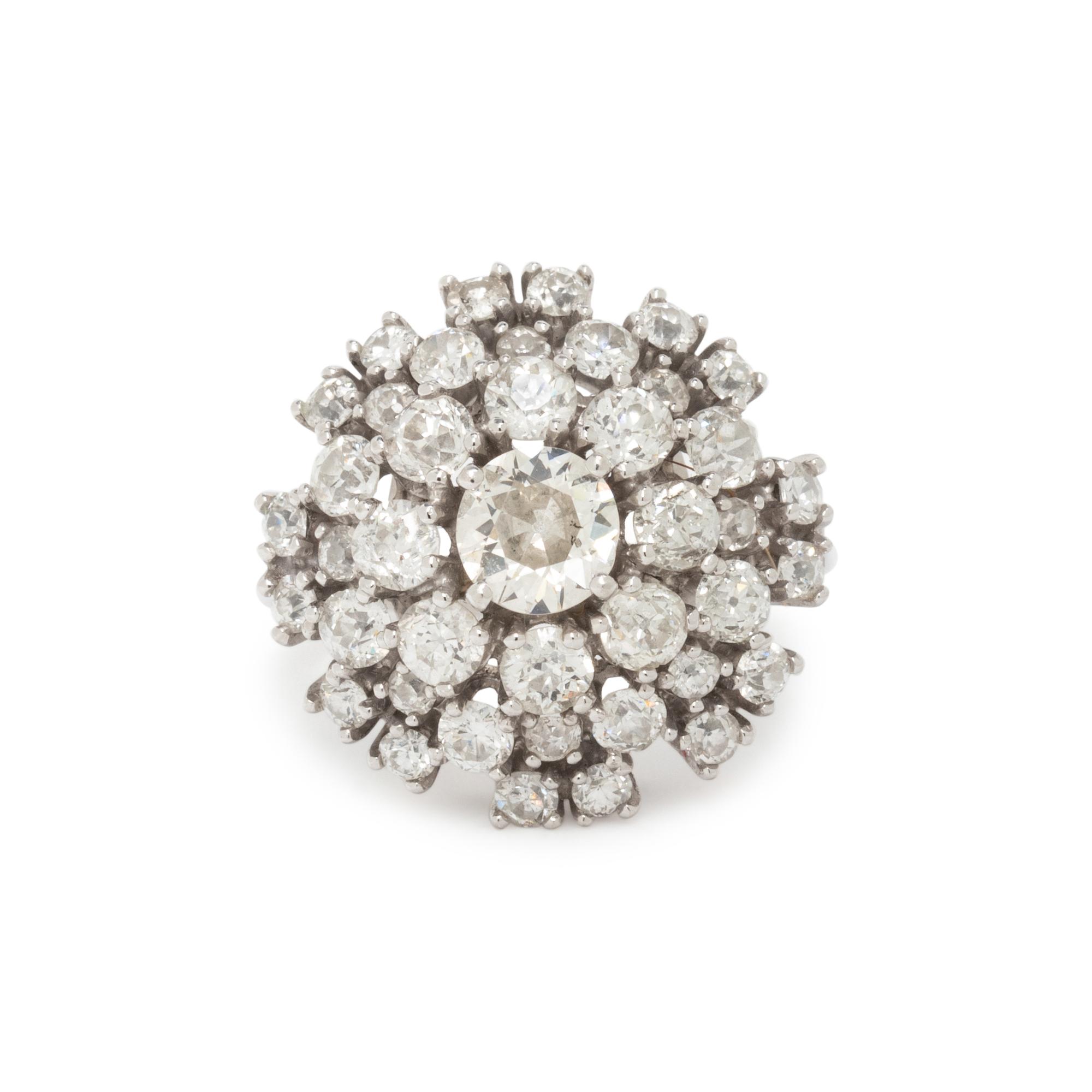 DIAMOND CLUSTER RING