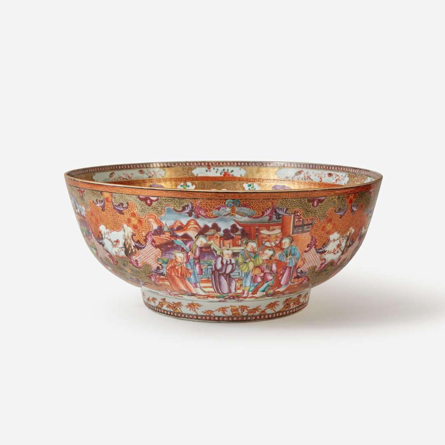 A Large Chinese Export Porcelain Punch Bowl late 18th/early 19th century
